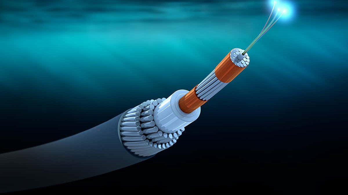 Yeni Denizaltı İnternet Kablolarına Milyarlarca Dolar Yatırım Yapılacak