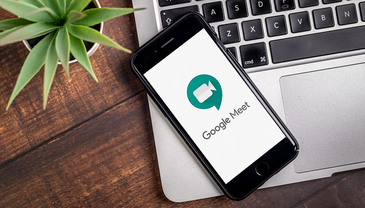 Google Meet, Toplantılarınızı Kontrol Altında Tutmanıza Yardımcı Olacak Yeni Bir Özellik Duyurdu
