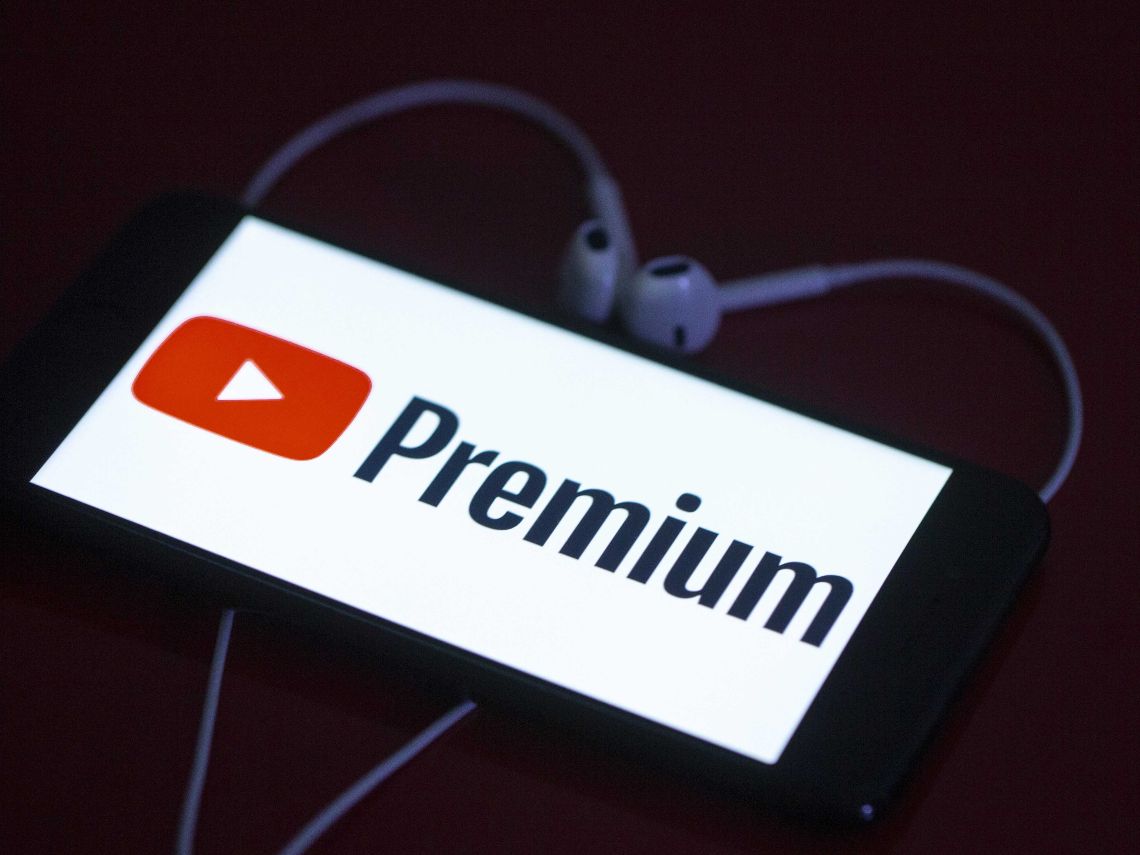 YouTube, Premium Kullanıcılar İçin ‘Tutamla Yakınlaştırma’ Özelliğini Test Ediyor