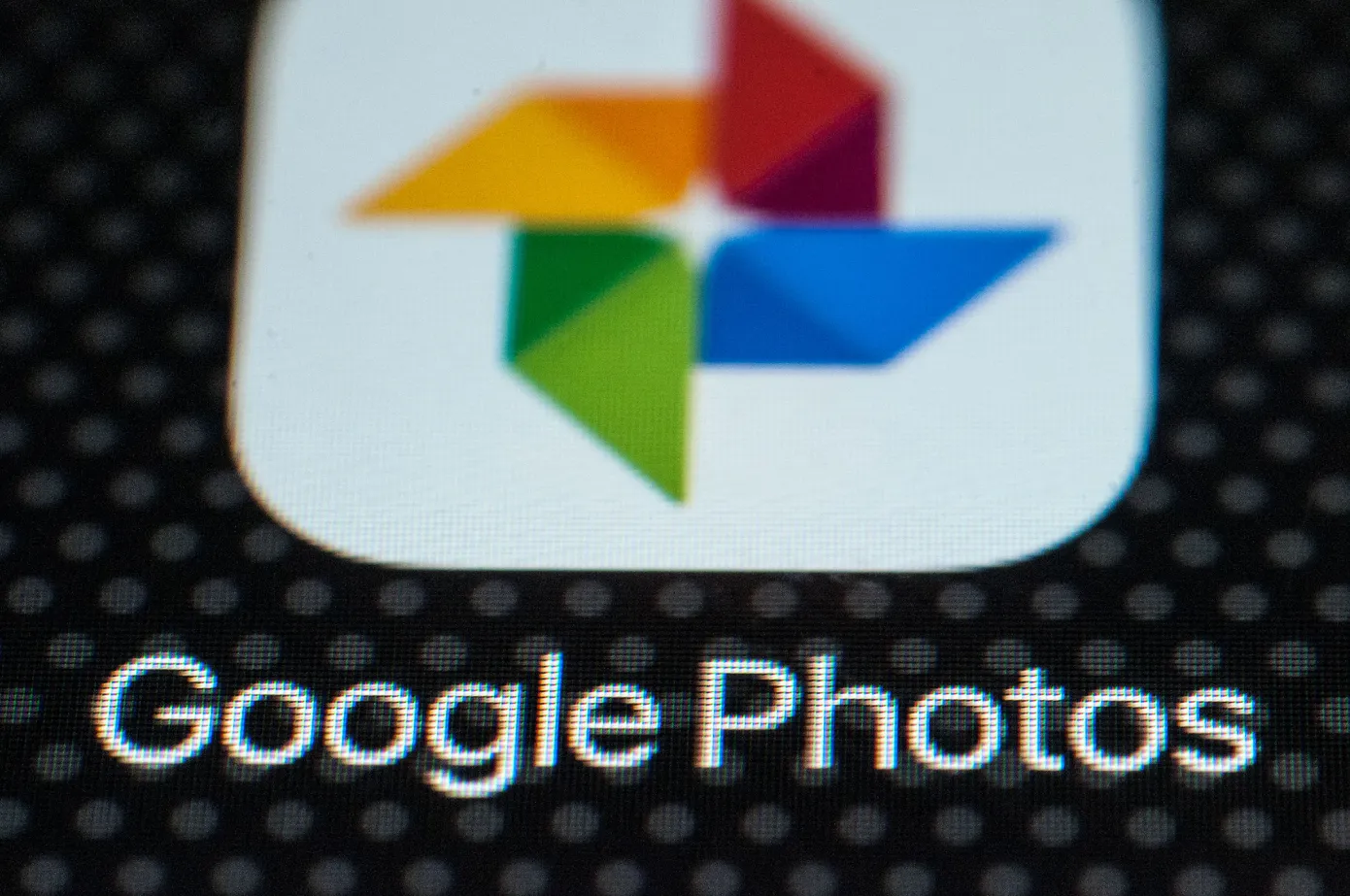 Google Fotoğraflar Artık ‘Kilitli Klasör’ İle Özel Fotoğraflarınızı Cihazlar Arasında Senkronize Etmenize İmkan Sağlıyor