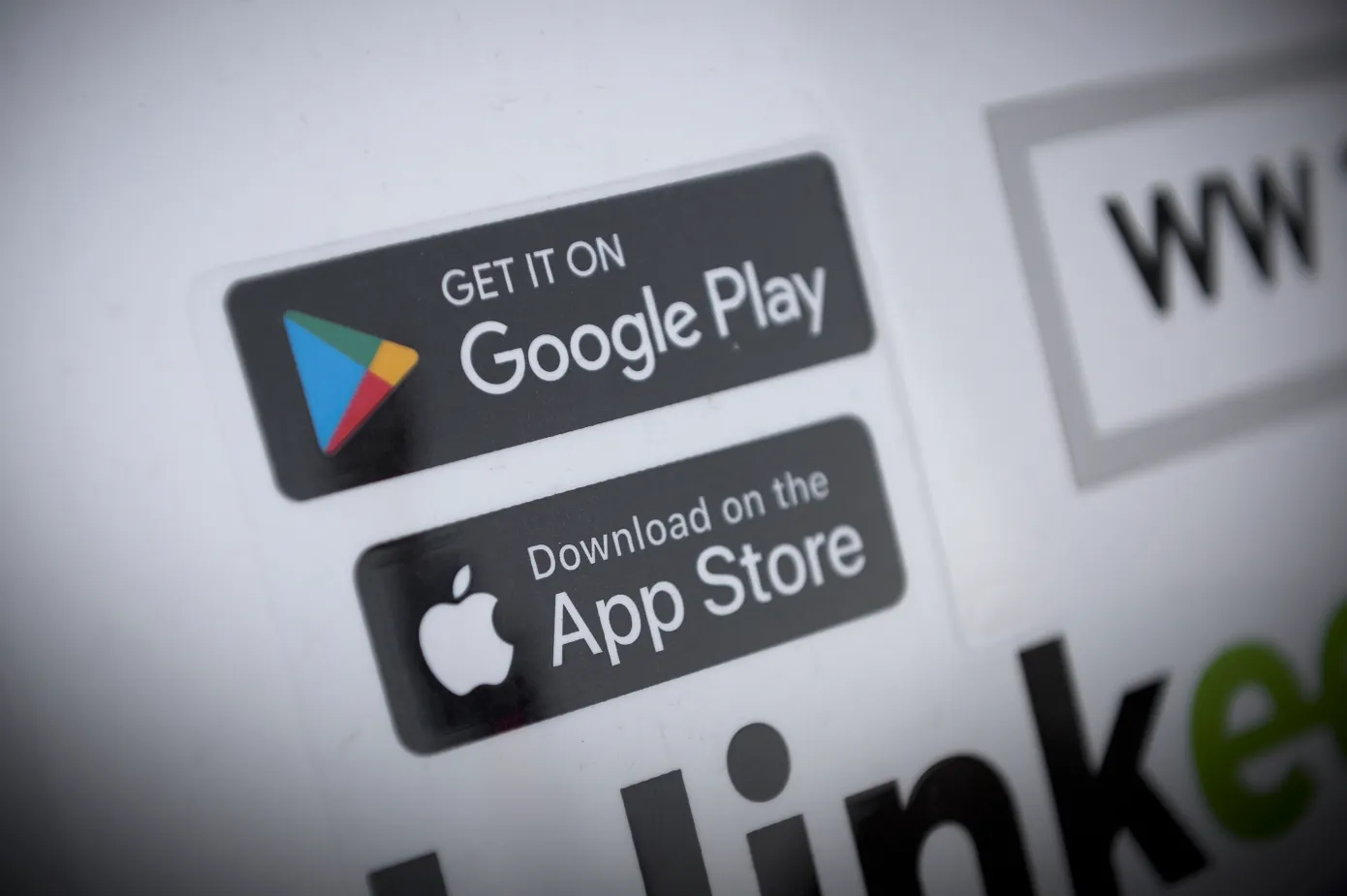 Google ve Apple uygulama içi faturalandırma kurallarını ihlal ettikleri gerekçesiyle Güney Kore’de para cezasına çarptırıldı