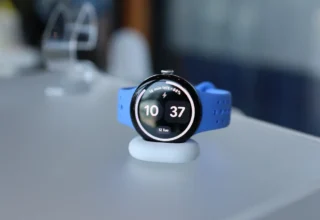 Google Pixel Watch 4, Uydu Bağlantısıyla Apple’dan Önce Hayat Kurtaran Özelliği Getirdi