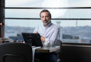 Teknoloji dünyasının deneyimli yöneticilerinden Cem Bodur, Cognera Teknoloji’ye Strategic Growth Partner olarak katıldı.