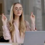 Windows 11’e Yıllardır Beklenen Görev Çubuğu Özgürlüğü Geliyor!