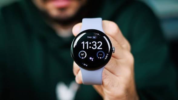 Google Pixel Watch 5 ilginç bir şekilde sızdırıldı: Deniz dibinde bulunduğu iddia edildi