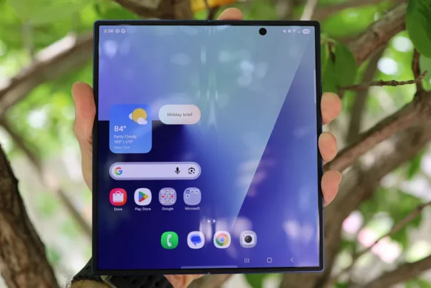Samsung’un yeni katlanabilir telefonu farklı bir isimle gelebilir, ancak iddialar şüpheli