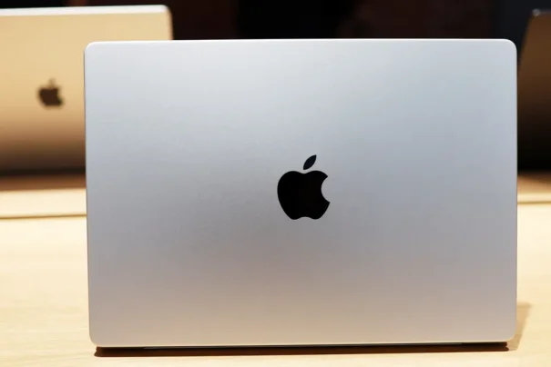 RAM krizi büyüyor: Framework fiyat artırdı, Apple ise Mac kiralama planıyla gündemde