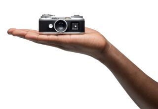 Tarzını Yansıtan Kompakt Stil Kamerası: Fujifilm, Yeni Dijital Kamera instax Pal 2™’yi Tanıttı